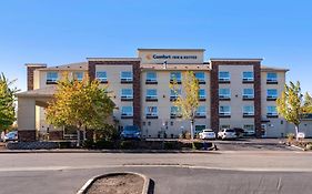 Comfort Inn & Suites Salem Northeast